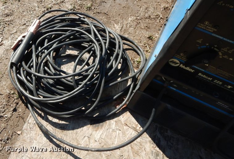 image for item GG9472 Miller Bobcat 225 welder
