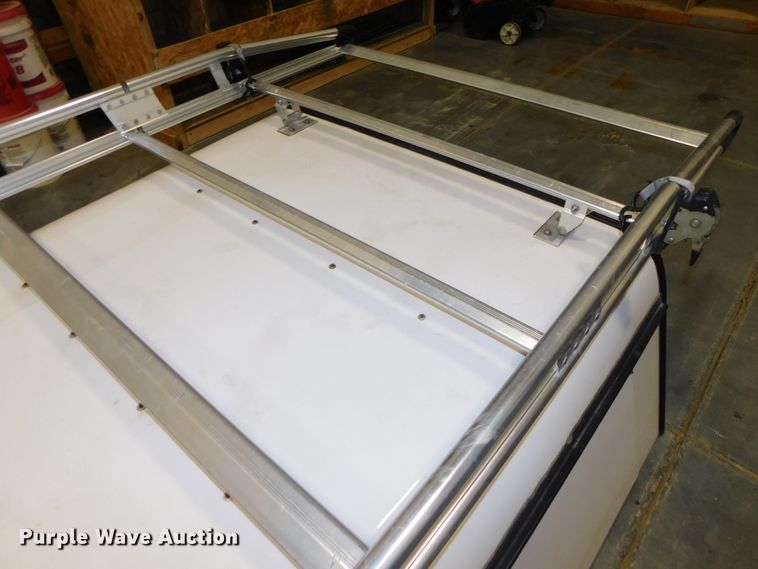 image for item GQ9962 Automotive accessories