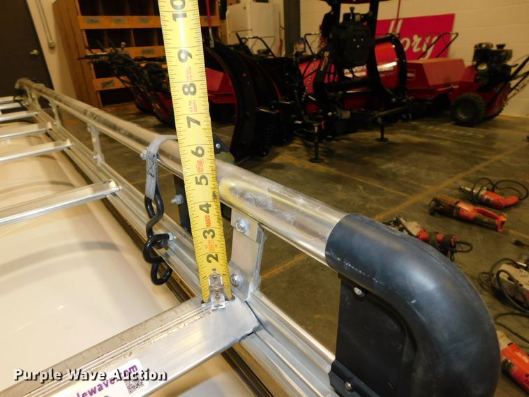 image for item GQ9962 Automotive accessories