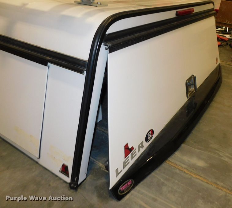 image for item GQ9962 Automotive accessories