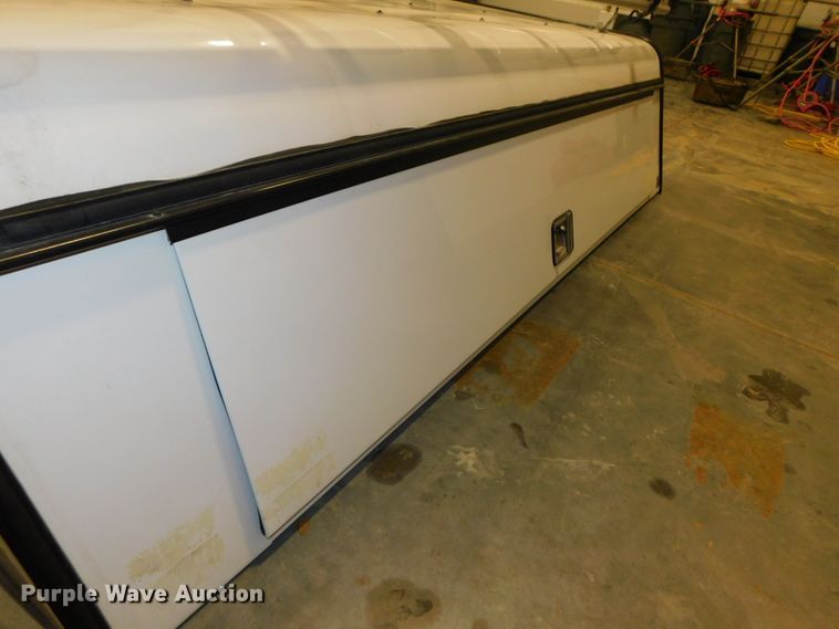 image for item GQ9962 Automotive accessories