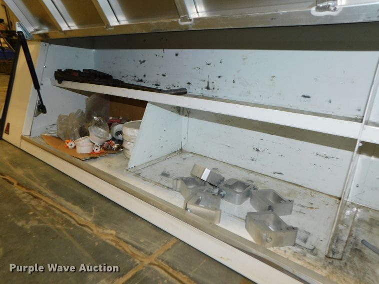 image for item GQ9962 Automotive accessories