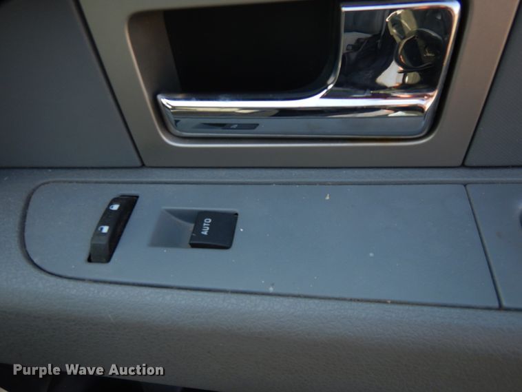 image for item GT9641 2011 Ford F150 XLT  SuperCab pickup truck