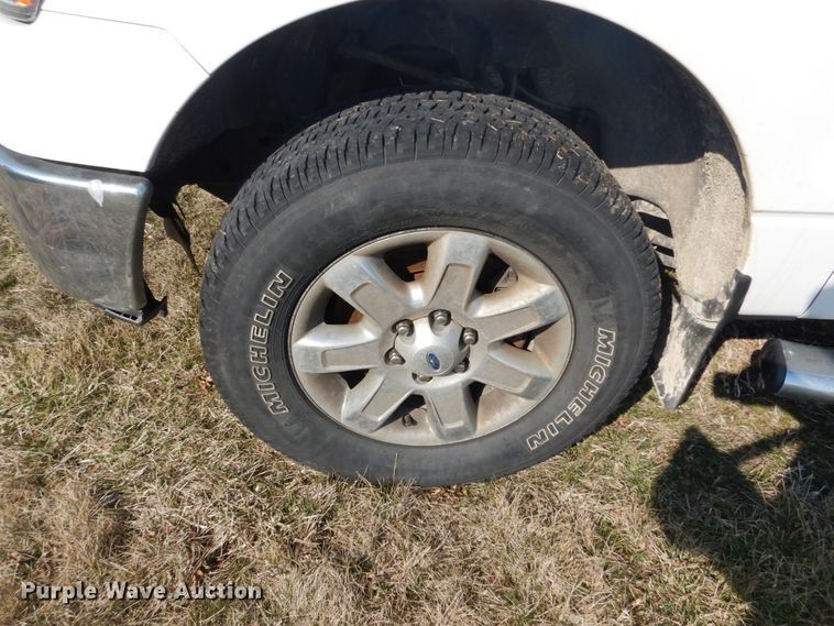 image for item GT9642 2013 Ford F150 XLT  SuperCab pickup truck