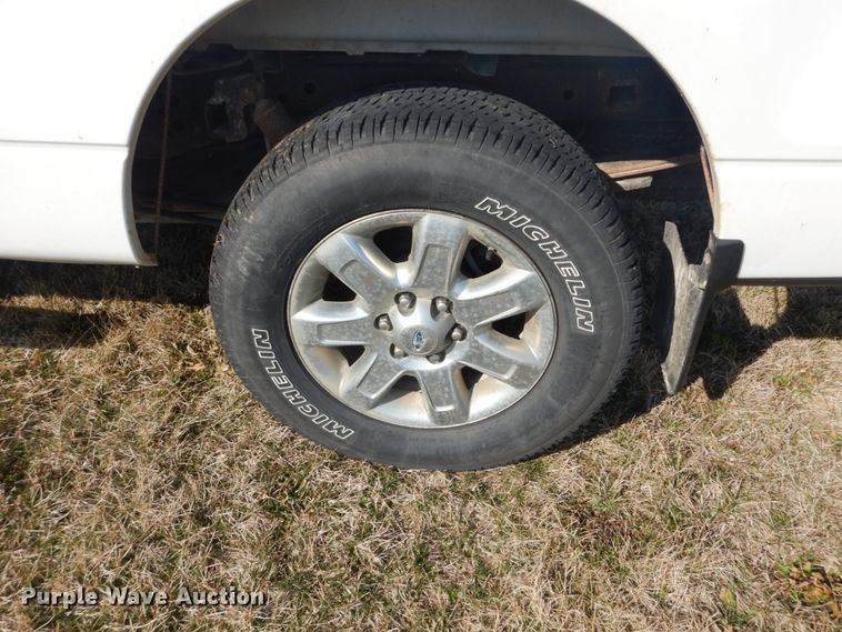 image for item GT9642 2013 Ford F150 XLT  SuperCab pickup truck