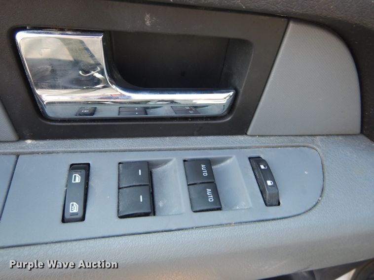 image for item GT9643 2012 Ford F150 XLT  SuperCab pickup truck