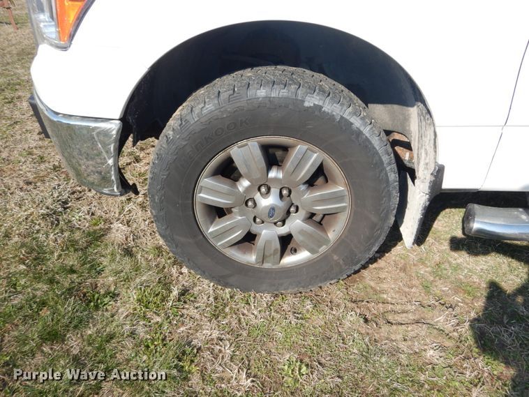 image for item GT9643 2012 Ford F150 XLT  SuperCab pickup truck