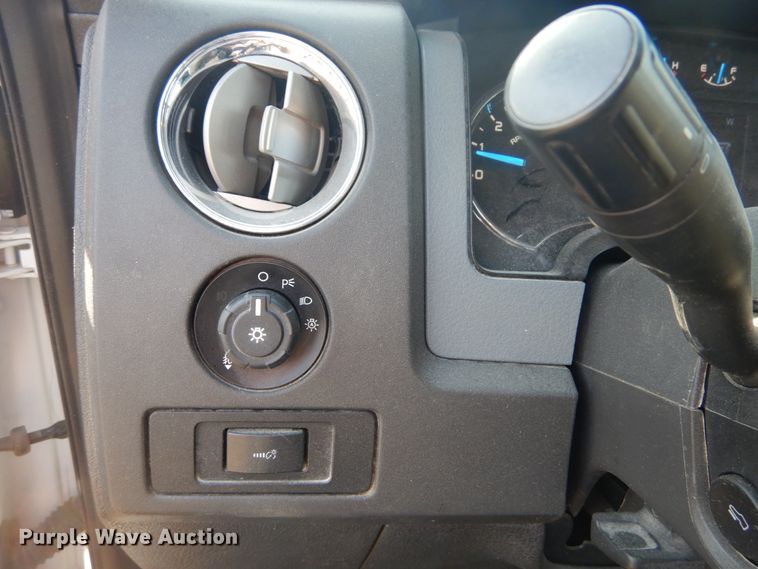 image for item GT9645 2014 Ford F150 XLT  SuperCab pickup truck