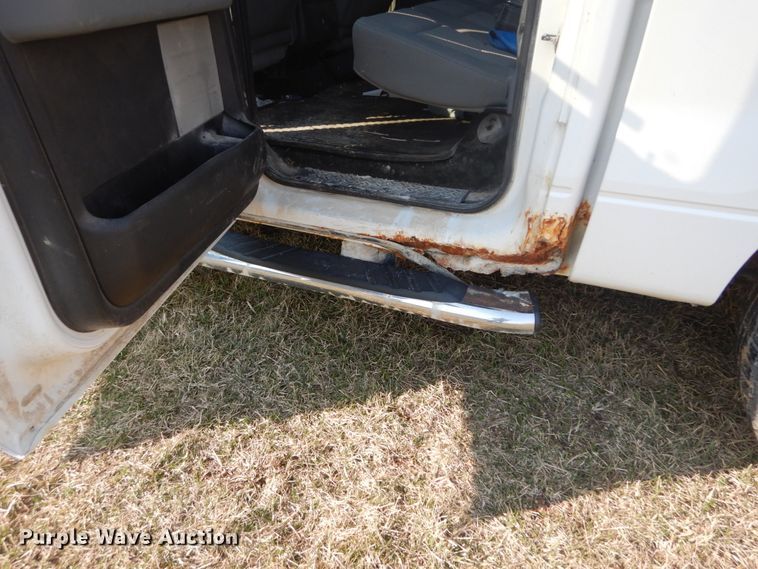 image for item GT9646 2012 Ford F150 XLT  SuperCrew pickup truck