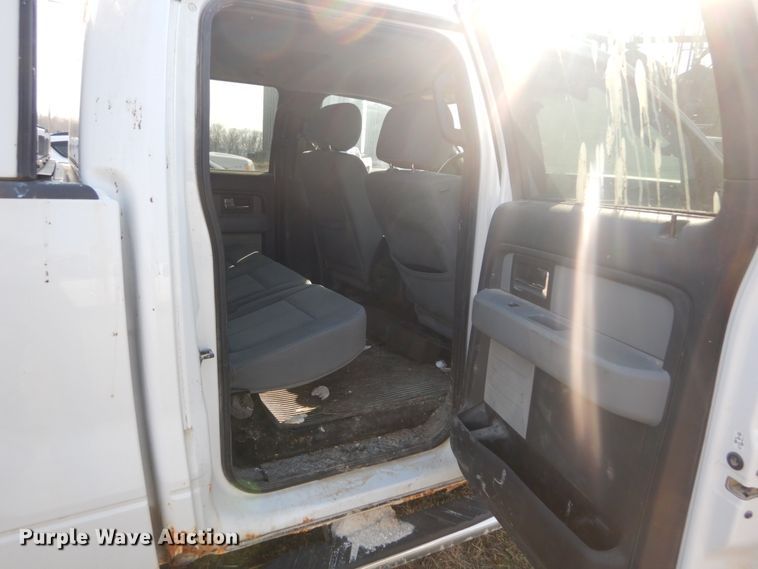 image for item GT9646 2012 Ford F150 XLT  SuperCrew pickup truck