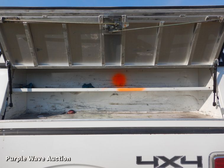 image for item GT9646 2012 Ford F150 XLT  SuperCrew pickup truck