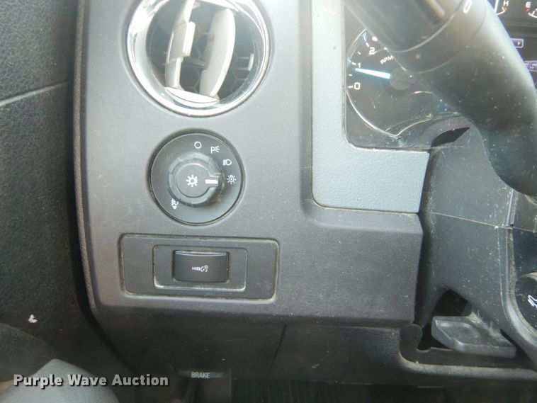 image for item GT9647 2012 Ford F150 XLT  SuperCab pickup truck