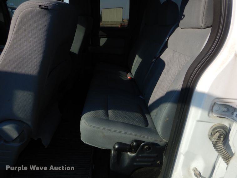 image for item GT9647 2012 Ford F150 XLT  SuperCab pickup truck