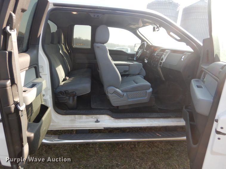 image for item GT9647 2012 Ford F150 XLT  SuperCab pickup truck