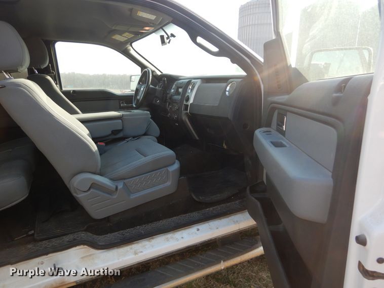 image for item GT9648 2013 Ford F150 XLT  SuperCab pickup truck