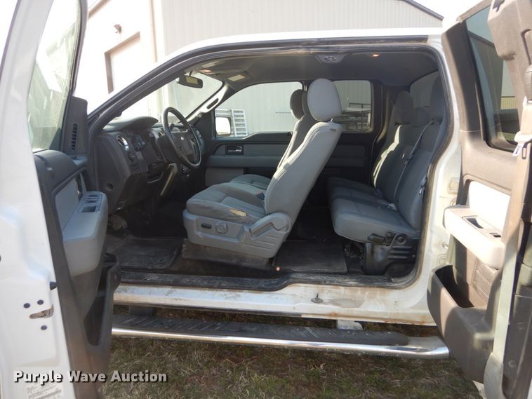 image for item GT9649 2013 Ford F150 XLT  SuperCab pickup truck