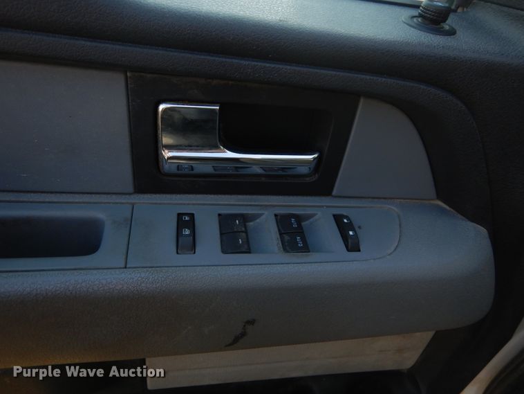 image for item GT9649 2013 Ford F150 XLT  SuperCab pickup truck