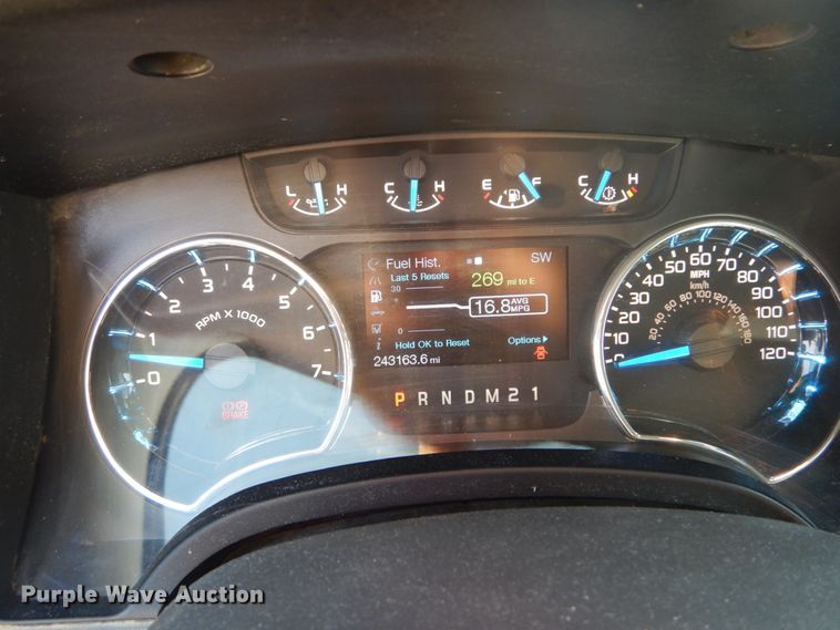 image for item GT9649 2013 Ford F150 XLT  SuperCab pickup truck