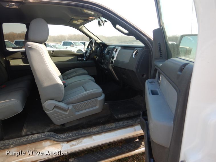 image for item GT9649 2013 Ford F150 XLT  SuperCab pickup truck