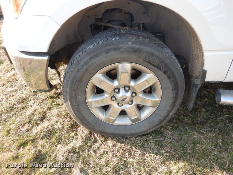 image for item GT9649 2013 Ford F150 XLT  SuperCab pickup truck