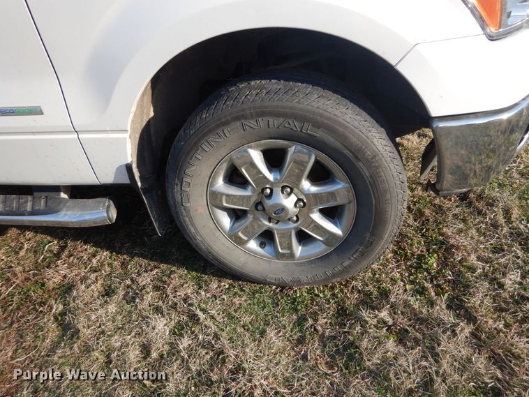 image for item GT9649 2013 Ford F150 XLT  SuperCab pickup truck