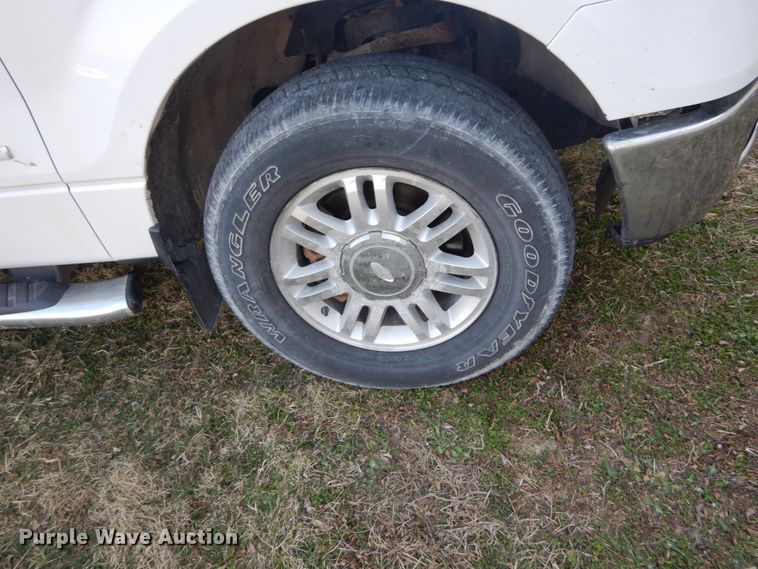 image for item GT9650 2014 Ford F150 XLT  SuperCab pickup truck