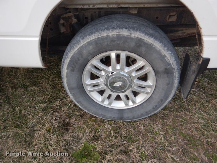 image for item GT9650 2014 Ford F150 XLT  SuperCab pickup truck