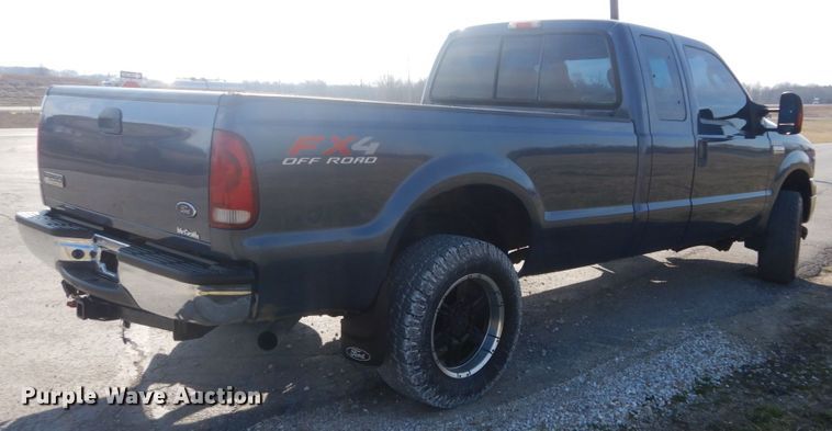 image for item GT9655 2005 Ford F250 Super Duty XLT  SuperCab pickup truck