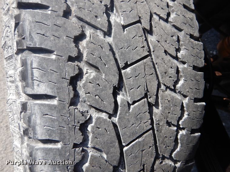 image for item GT9655 2005 Ford F250 Super Duty XLT  SuperCab pickup truck