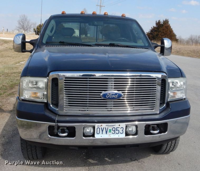 image for item GT9658 2006 Ford F250 Super Duty Lariat  SuperCab pickup truck