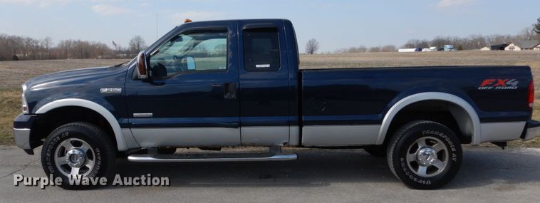 image for item GT9658 2006 Ford F250 Super Duty Lariat  SuperCab pickup truck