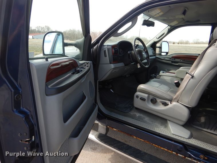 image for item GT9658 2006 Ford F250 Super Duty Lariat  SuperCab pickup truck