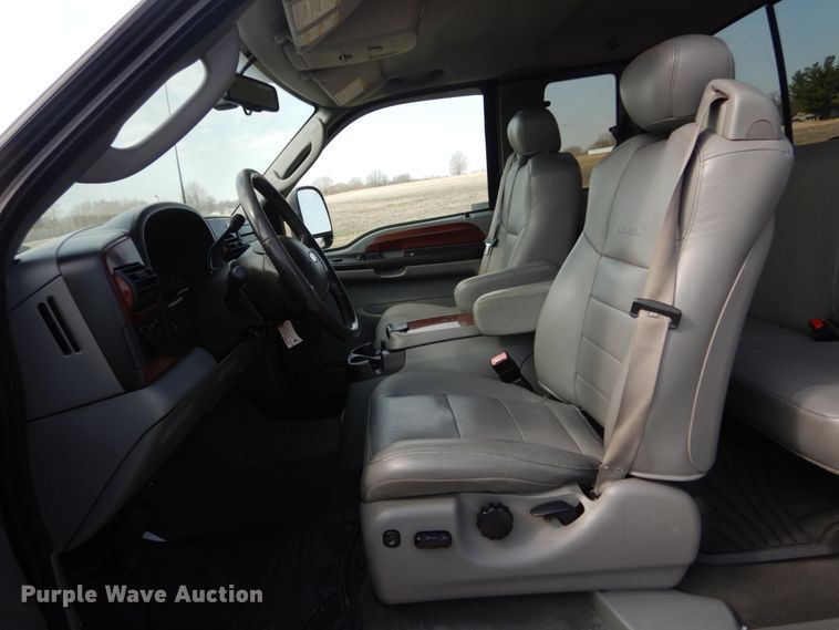 image for item GT9658 2006 Ford F250 Super Duty Lariat  SuperCab pickup truck