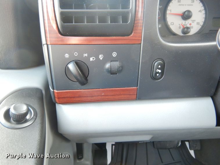 image for item GT9658 2006 Ford F250 Super Duty Lariat  SuperCab pickup truck