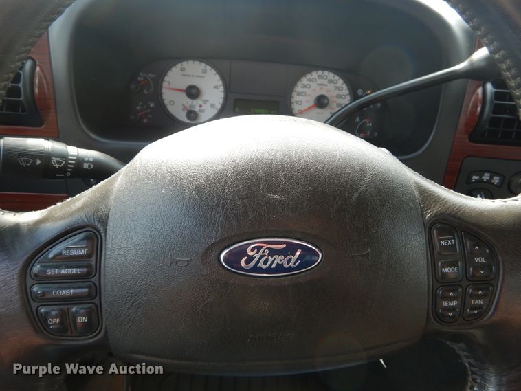 image for item GT9658 2006 Ford F250 Super Duty Lariat  SuperCab pickup truck