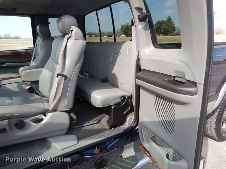 image for item GT9658 2006 Ford F250 Super Duty Lariat  SuperCab pickup truck