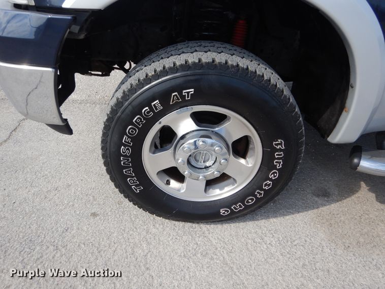 image for item GT9658 2006 Ford F250 Super Duty Lariat  SuperCab pickup truck