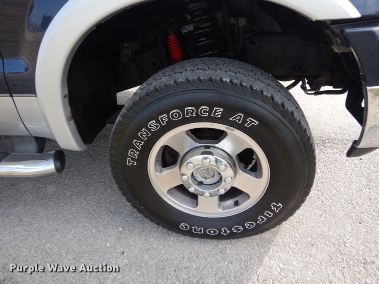 image for item GT9658 2006 Ford F250 Super Duty Lariat  SuperCab pickup truck