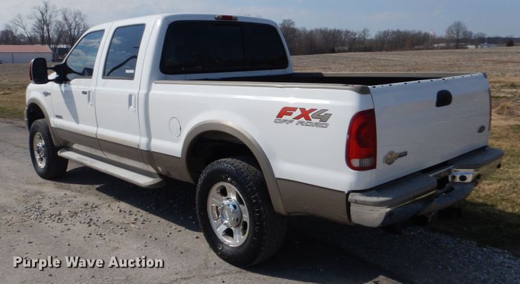 image for item GT9663 2005 Ford F250 Super Duty King Ranch Lariat  Crew Cab pickup truck