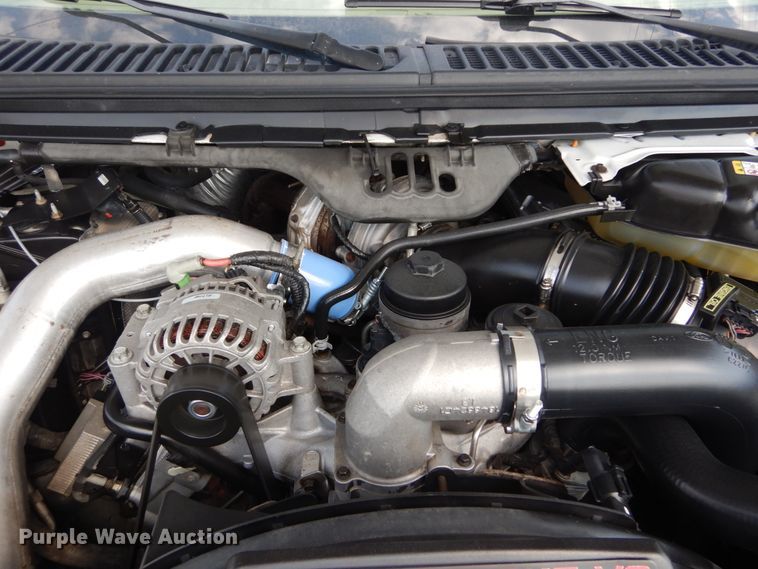 image for item GT9663 2005 Ford F250 Super Duty King Ranch Lariat  Crew Cab pickup truck