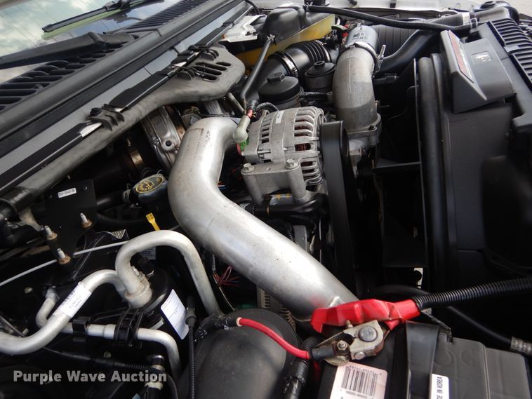 image for item GT9663 2005 Ford F250 Super Duty King Ranch Lariat  Crew Cab pickup truck