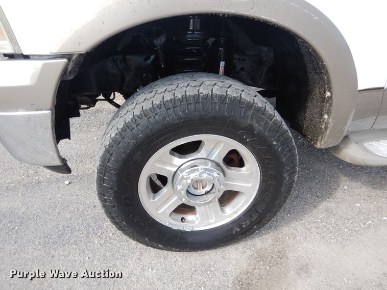 image for item GT9663 2005 Ford F250 Super Duty King Ranch Lariat  Crew Cab pickup truck