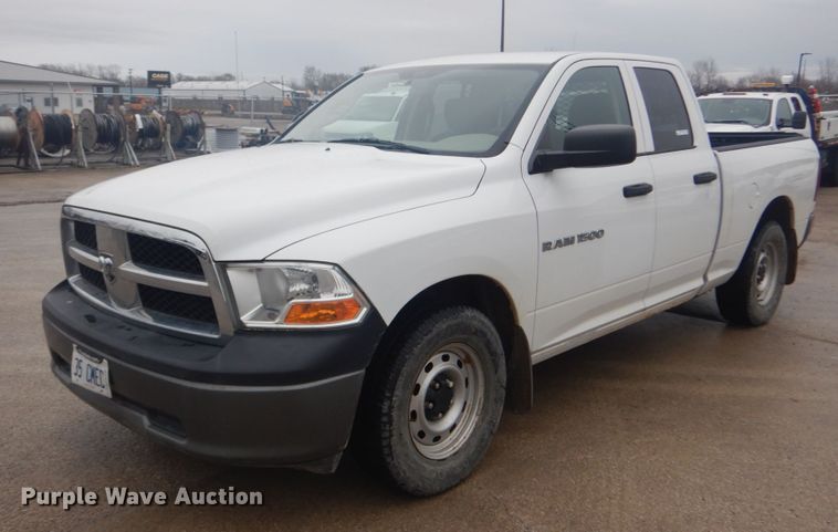 image for item GT9689 2011 Dodge Ram 1500  Quad Cab pickup truck