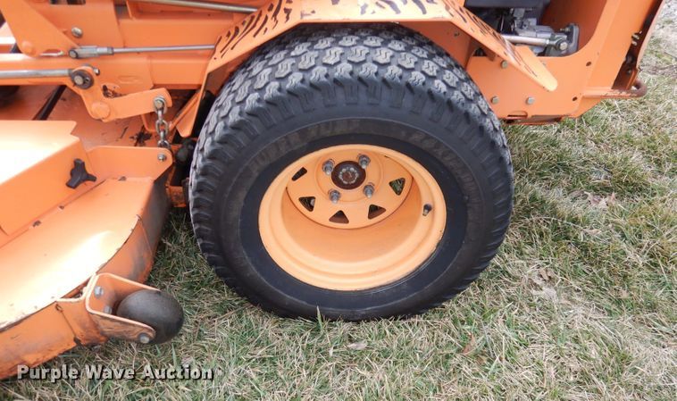 image for item HD9735 Scag turf tiger STT72V-35BVAC  ZTR mower