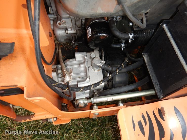 image for item HD9735 Scag turf tiger STT72V-35BVAC  ZTR mower