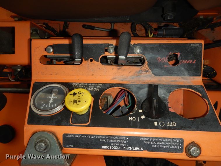 image for item HD9735 Scag turf tiger STT72V-35BVAC  ZTR mower