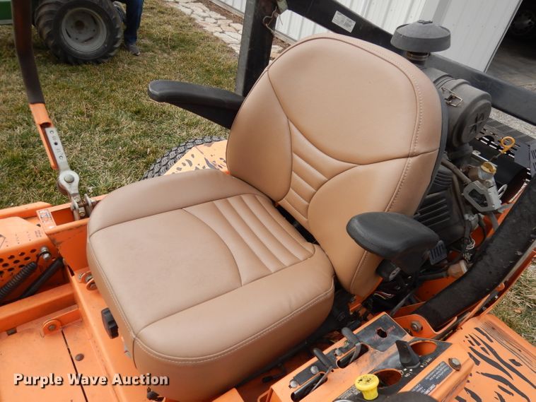 image for item HD9735 Scag turf tiger STT72V-35BVAC  ZTR mower