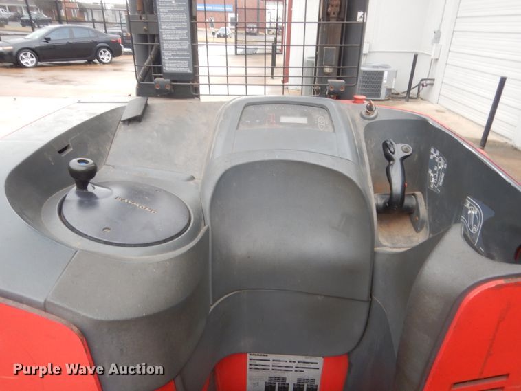 image for item HG9964 Raymond 740 DR32TT  forklift