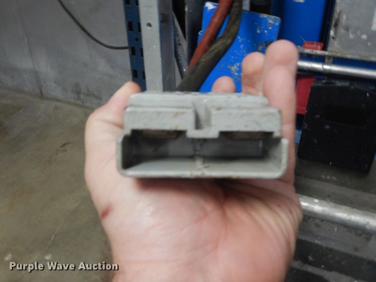 image for item HG9964 Raymond 740 DR32TT  forklift