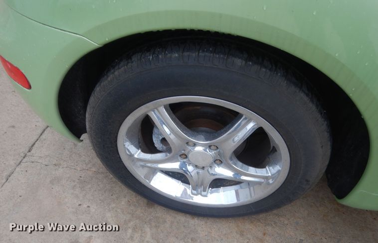 image for item HG9965 2005 Volkswagen Beetle